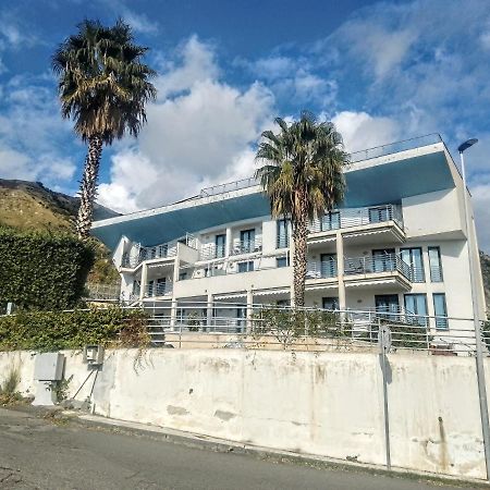 Lube Beach Home Letojanni Exterior photo