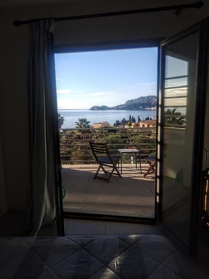 Lube Beach Home Letojanni Exterior photo