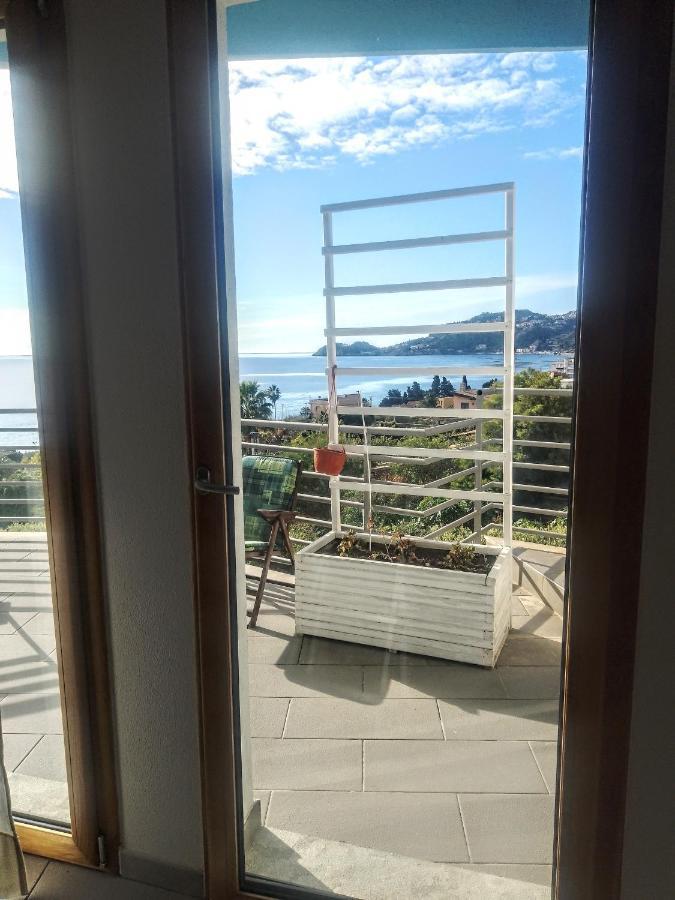 Lube Beach Home Letojanni Exterior photo